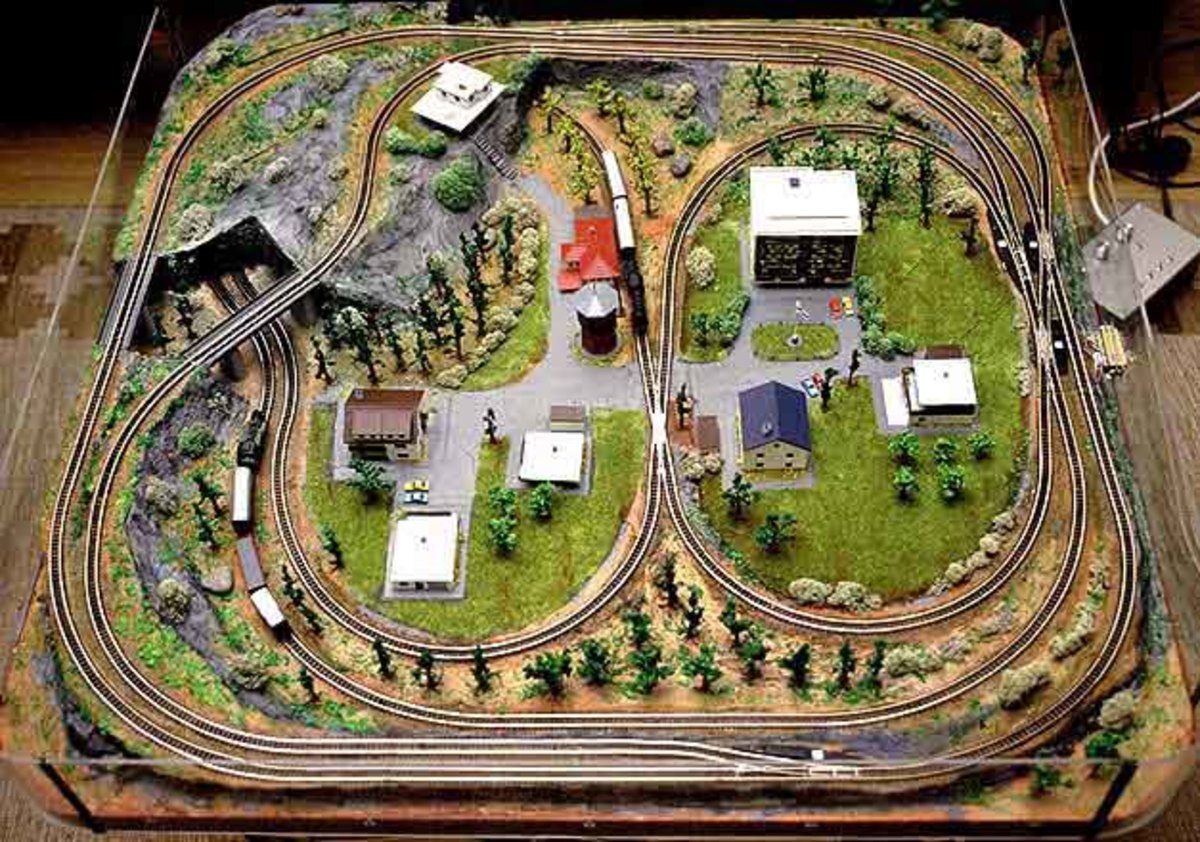 model-train-resource-z-scale-track-plans-to-inspire-your-own-layout-designs