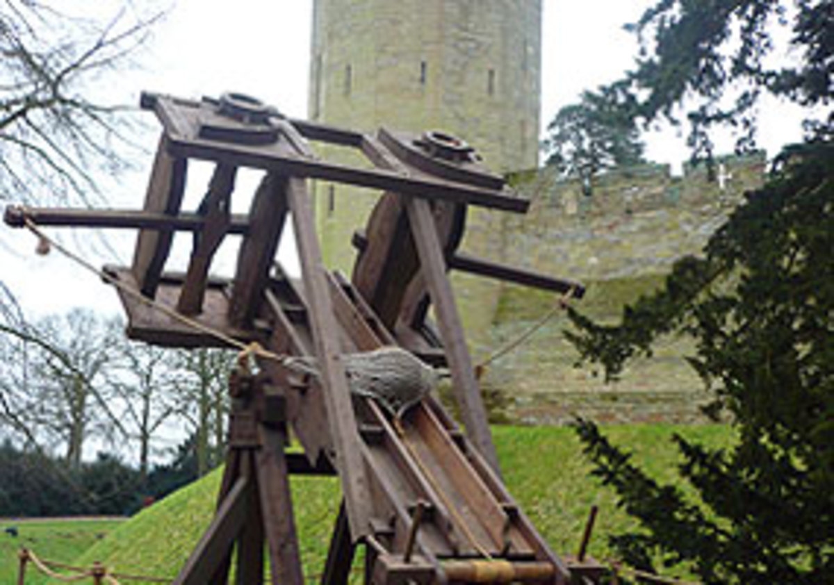 roman-weaponry-ancient-artillery-siege-weapons-catapults-balistas-siege-towers