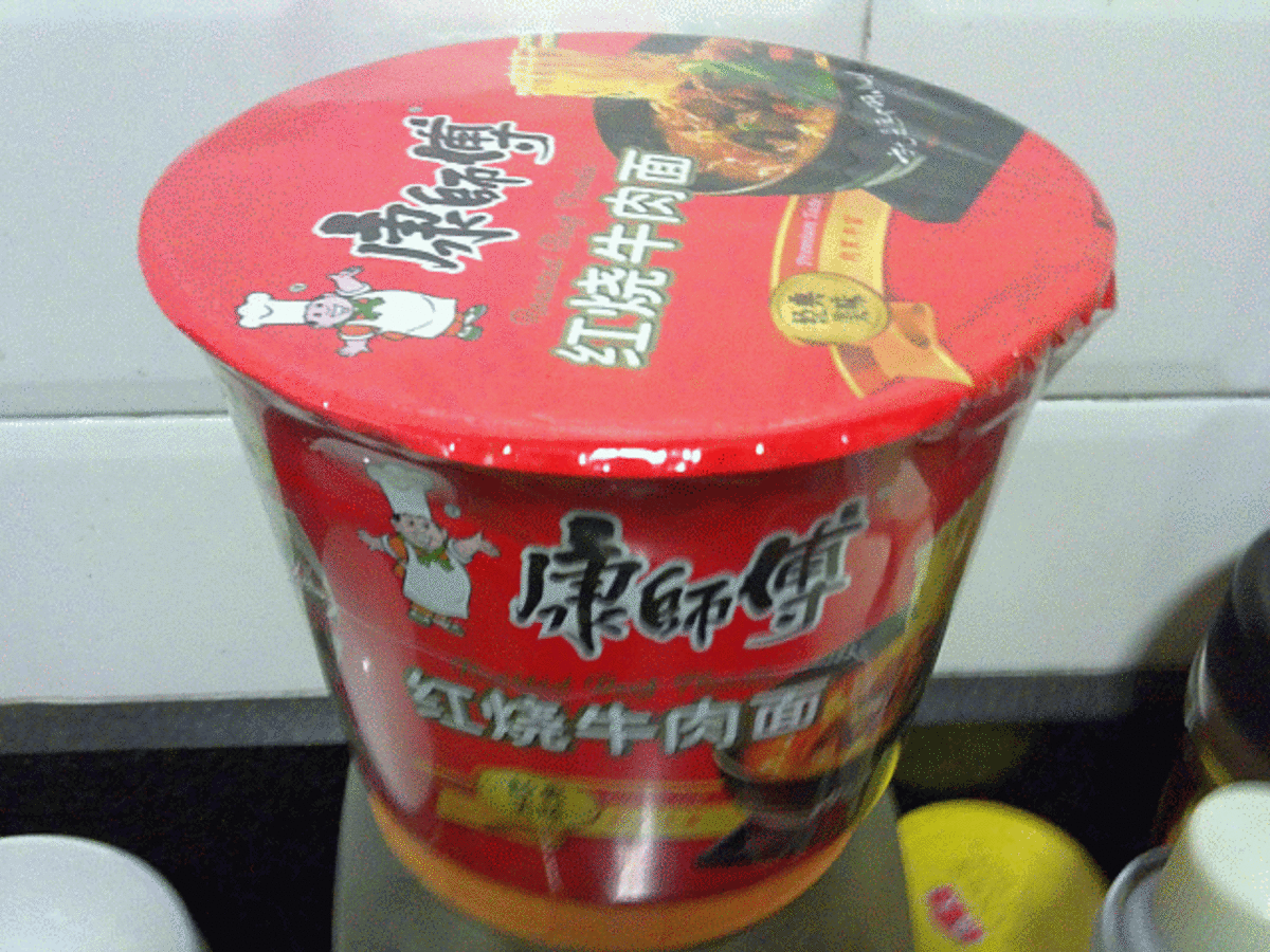 Chinese Food: The Noodle Pot