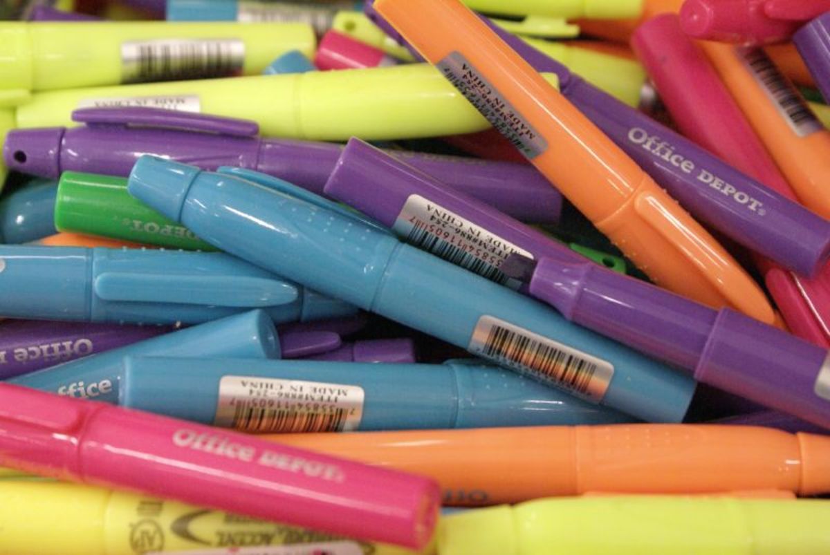 Every Kind of Highlighter Tested and Reviewed: The Best and Top Highlighters For The School, Office and Home