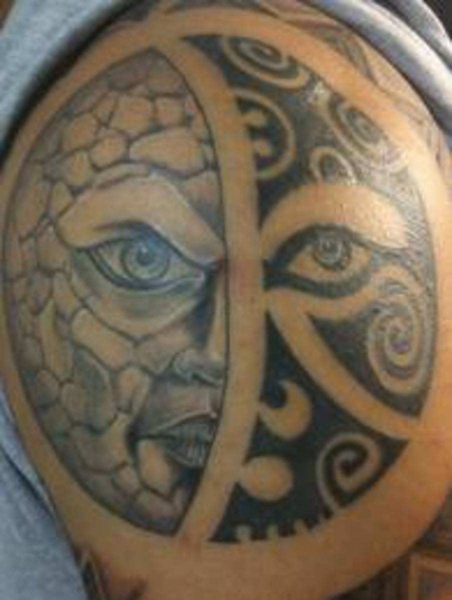 Simple dragon and moon tattoo | Small tattoos, Tattoos, Dragon tattoo