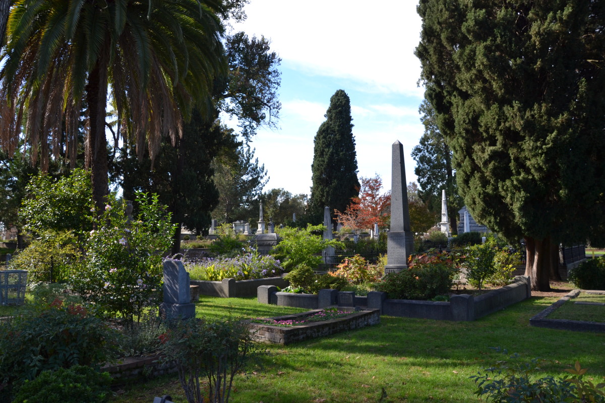 haunted-cemeteries-of-central-california