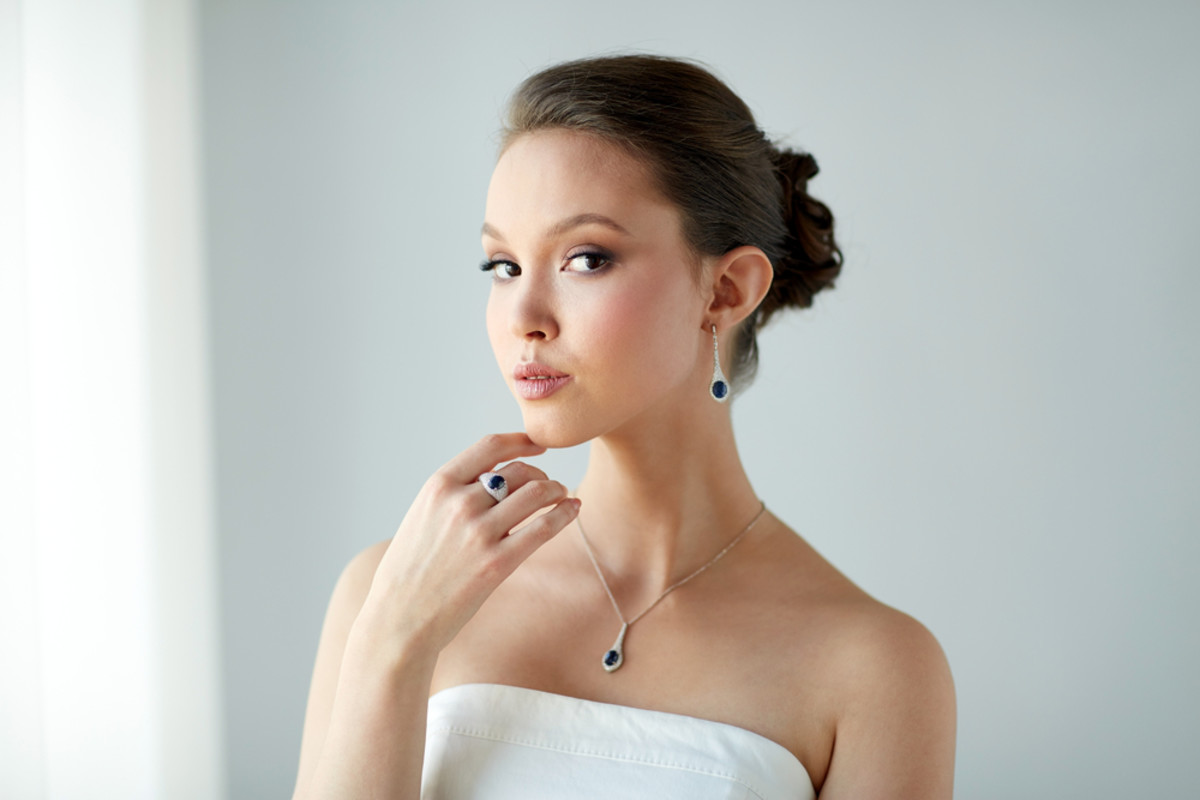 tanzanite-jewelry-alternatives-for-brides-to-be