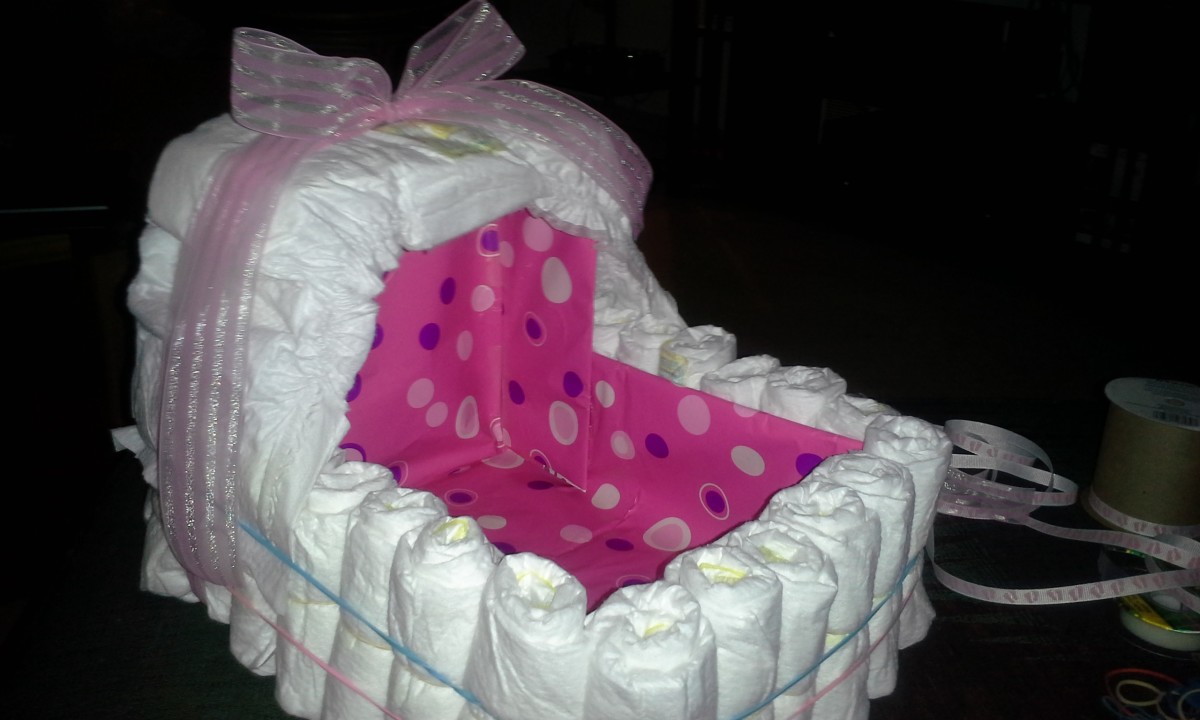 diaper-cakes-for-a-baby-shower-decoration-or-special-gift