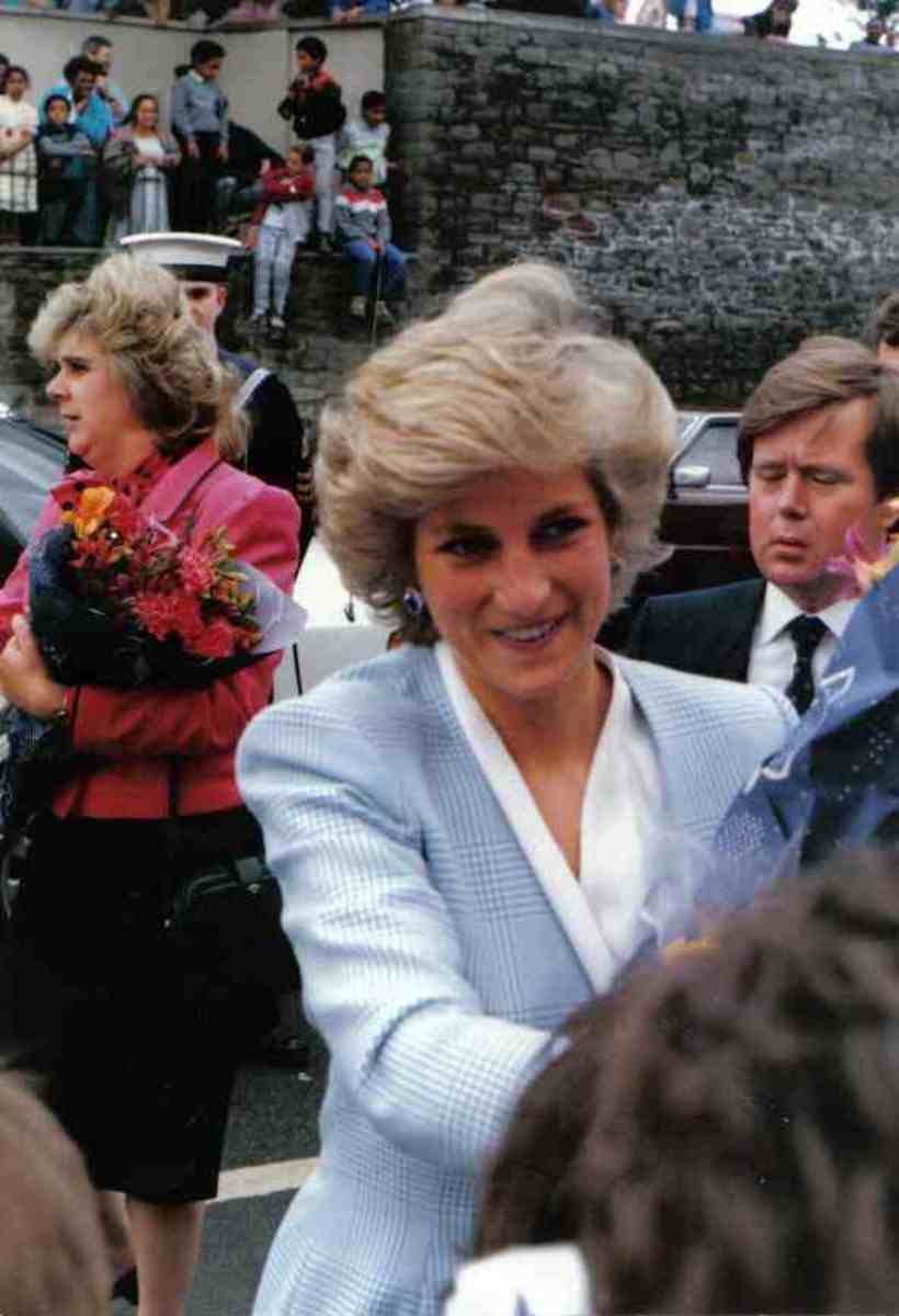 princess-diana-the-queen-of-our-hearts-the-story-of-the-day-i-met-her