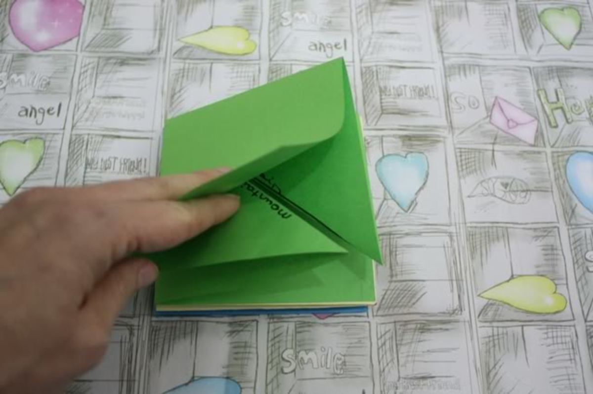 three-square-unfolding-book