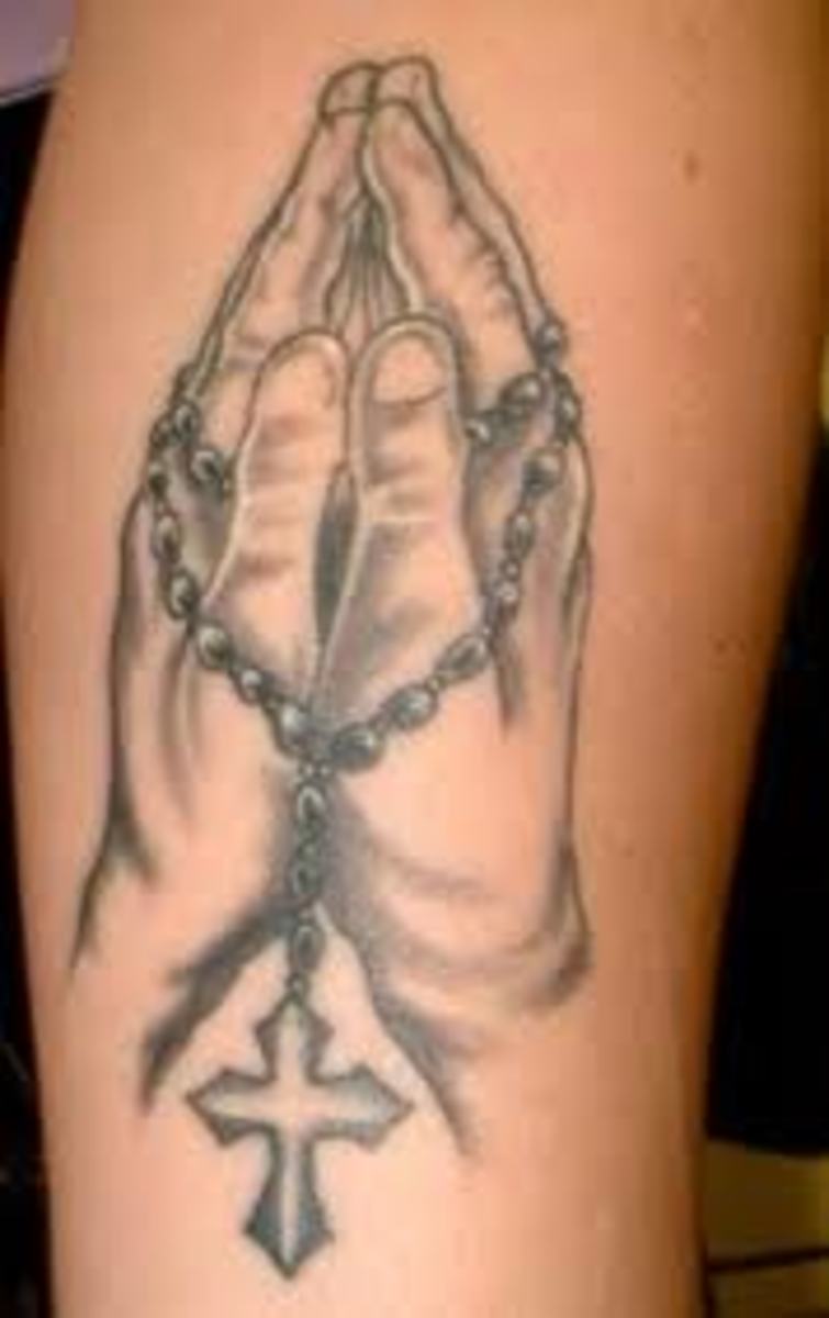 Added a lil rosary on my wife's sleeve @krystal_canada I always love  tattooing her! #rosarytattoo #rosary #oklahoma #oklahomatattoos #... |  Instagram