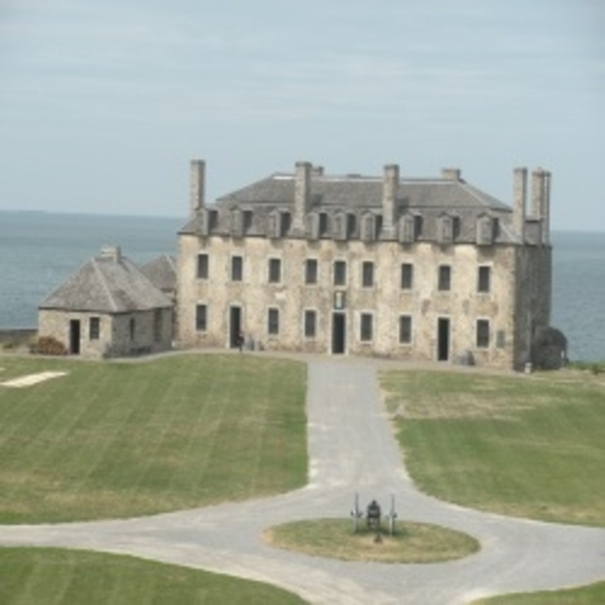 Highlights of Old Fort Niagara: A New York Family Day Trip!