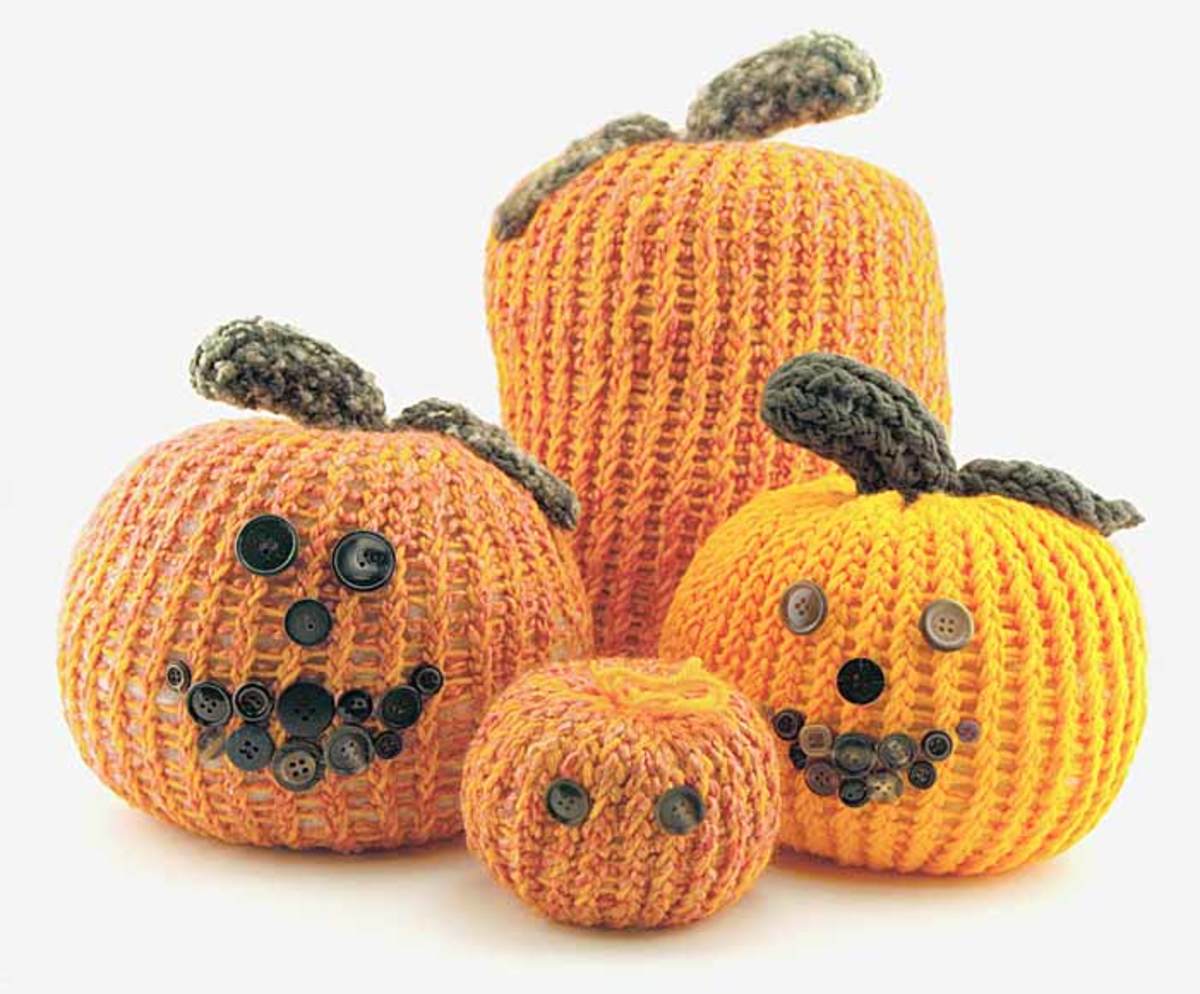 Free Jack-O-Lantern Pattern for the Knifty Knitter Round Looms