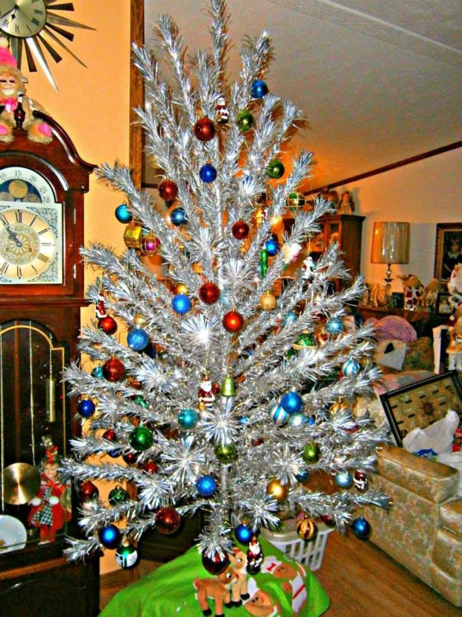 Christmas Vintage Aluminum Christmas Tree 