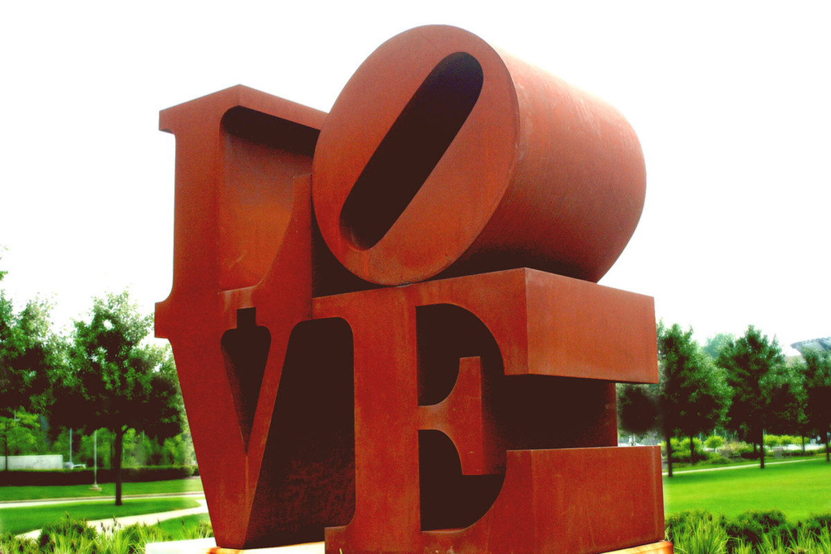 The LOVE sculpture at the Indianapolis Museum of Art.
