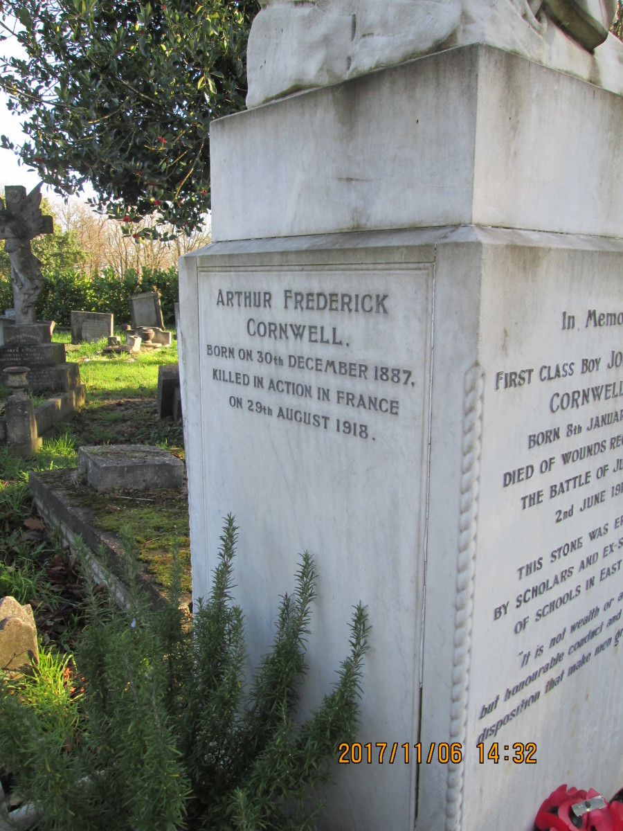 Older brother Arthur Frederick is commemorated on Jack's right, killed in France, August 29th 1918