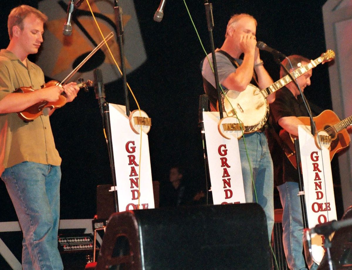 Mike Snider APickin'andaGrinnin' The Banjo Playing Comedian