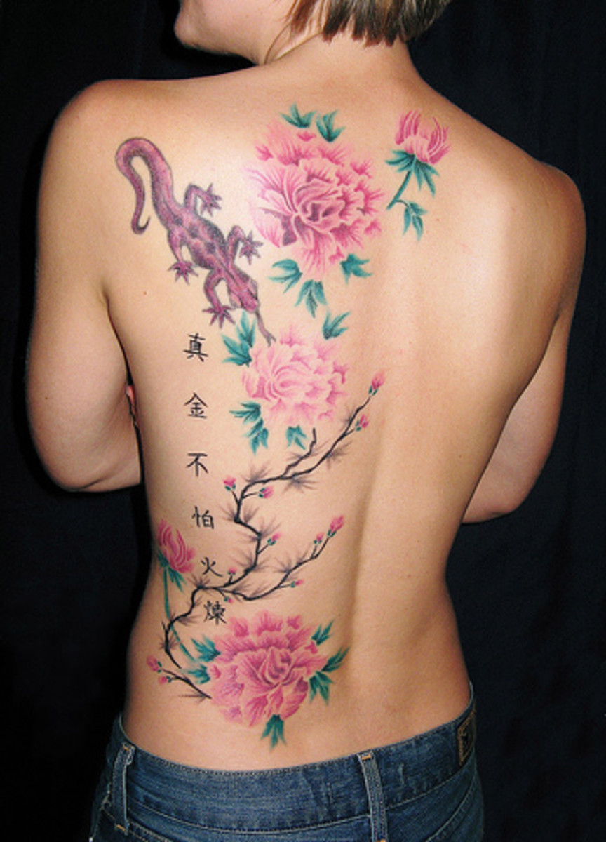 blossom-tattoo-chinese-japanese-flower-designs-12-seductive-ideas
