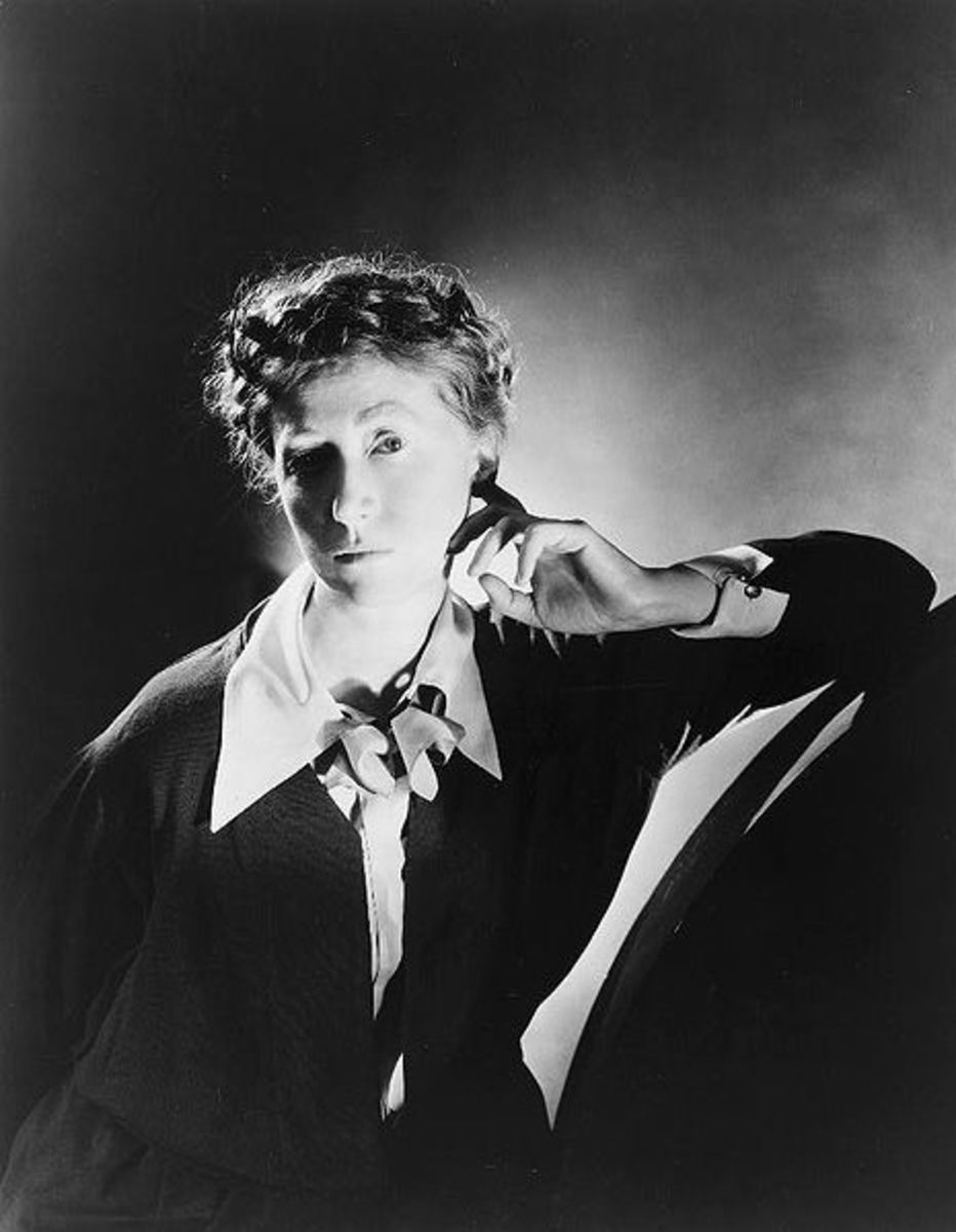 Marianne Moore - An Analysis Of Her Poetry