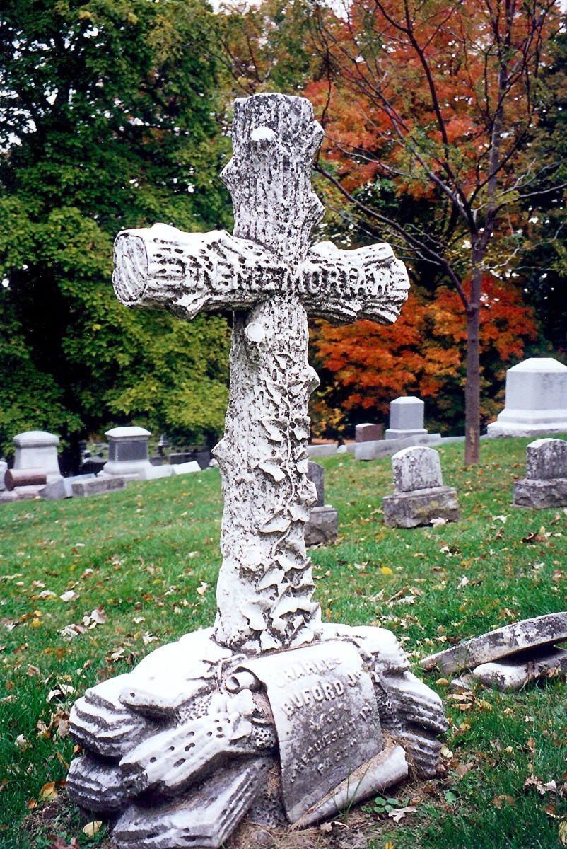 Historic Chippiannock Cemetery Monument Photos With Fall Colors at Rock ...