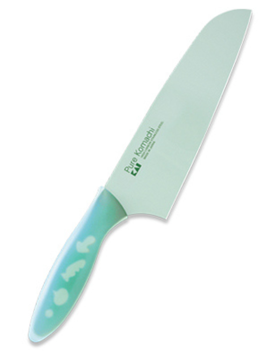 Pure Komachi Santoku (Photo courtesy by THE SHARPER IMAGE from Flickr)