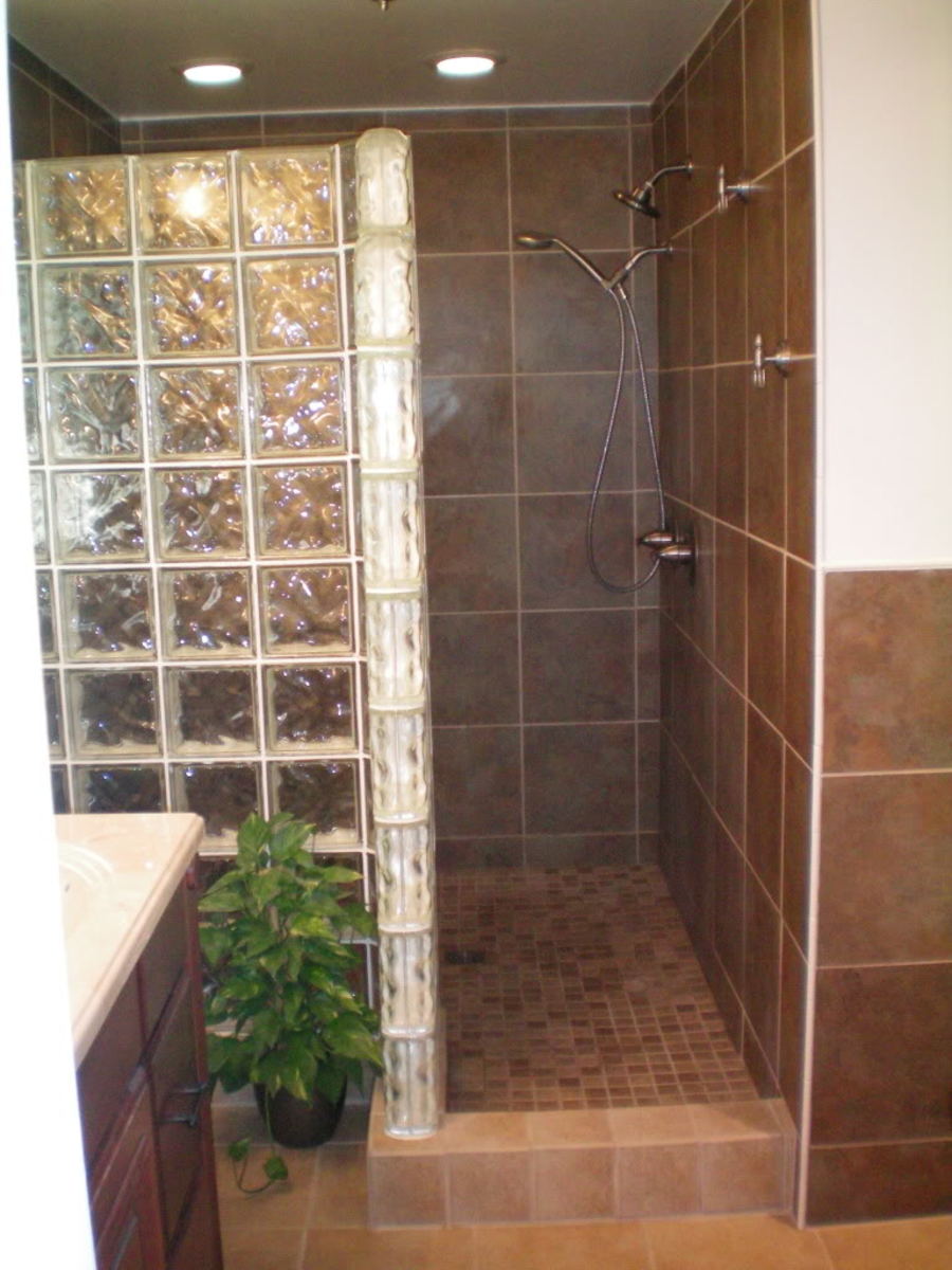 Building a Walk In Shower Enclosure With Glass Block