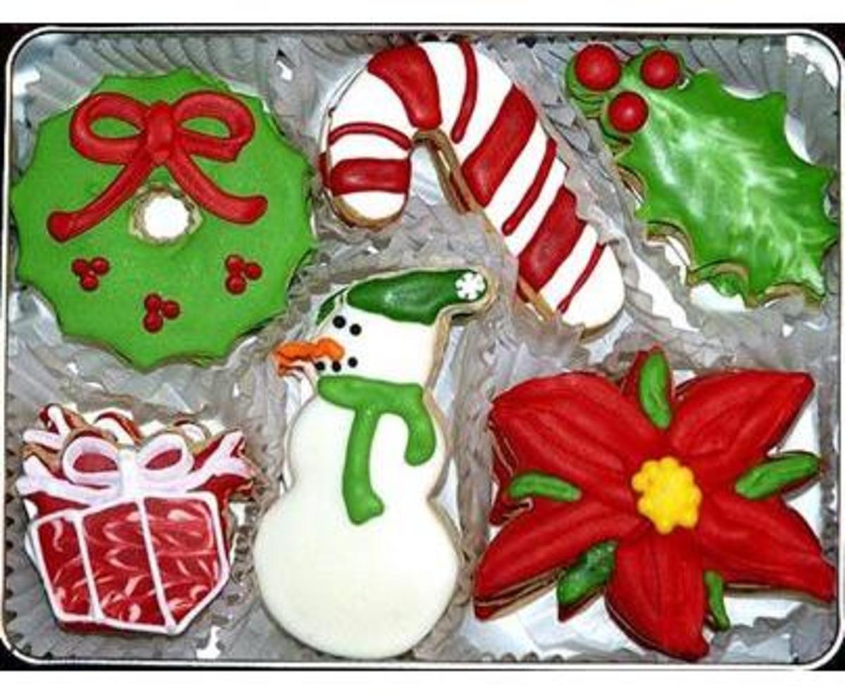 Wreath cookie, candy cane cookie, snowman cookie, gift box cookie, poinsettia cookie (Photo: WisconsinMade.com)