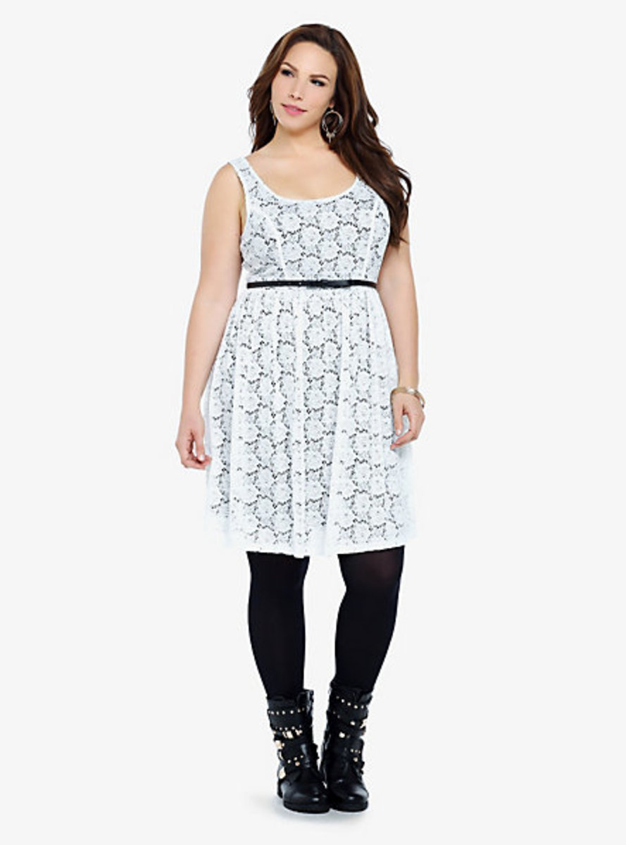 black and white gown plus size