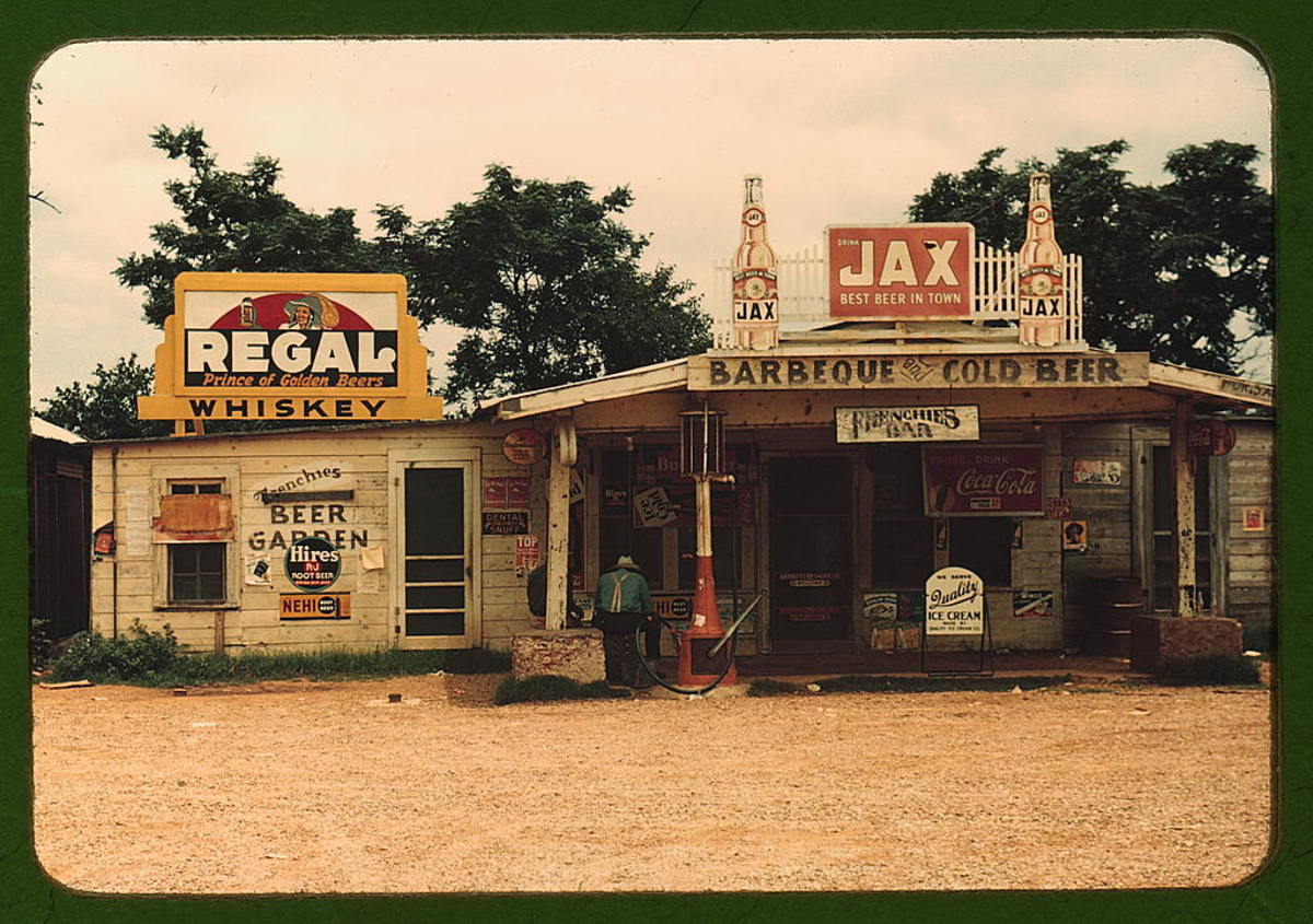 This 1940 photo in Melrose Louisiana shows a full service facility. Signs indicate that it was a grocery store, juke joint, a gas station, and a beer garden. They also sold "Dental Snuff" whatever that was. 