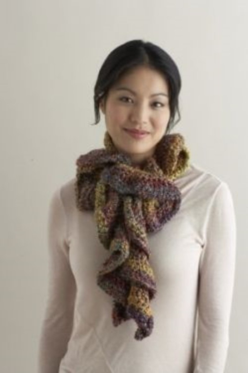Free and Easy Ruffle Scarf Pattern