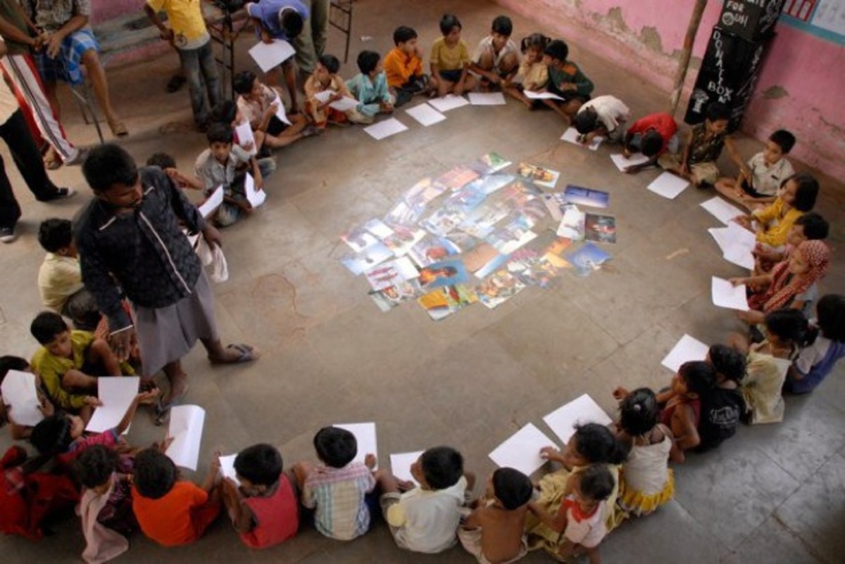 Education in Dharavi (above and below).