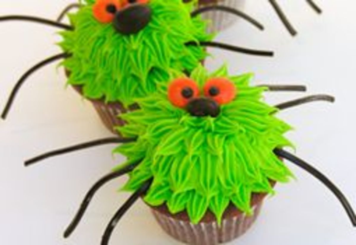 creative-halloween-cupcake-designs