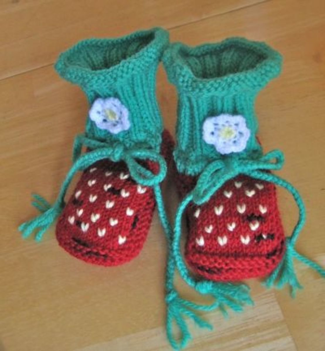 Strawberry Baby booties