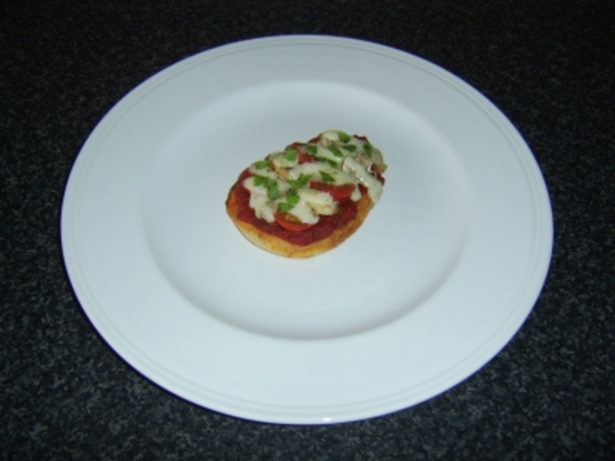 Basic Tomato and Mushroom Mini Naan Bread Pizza