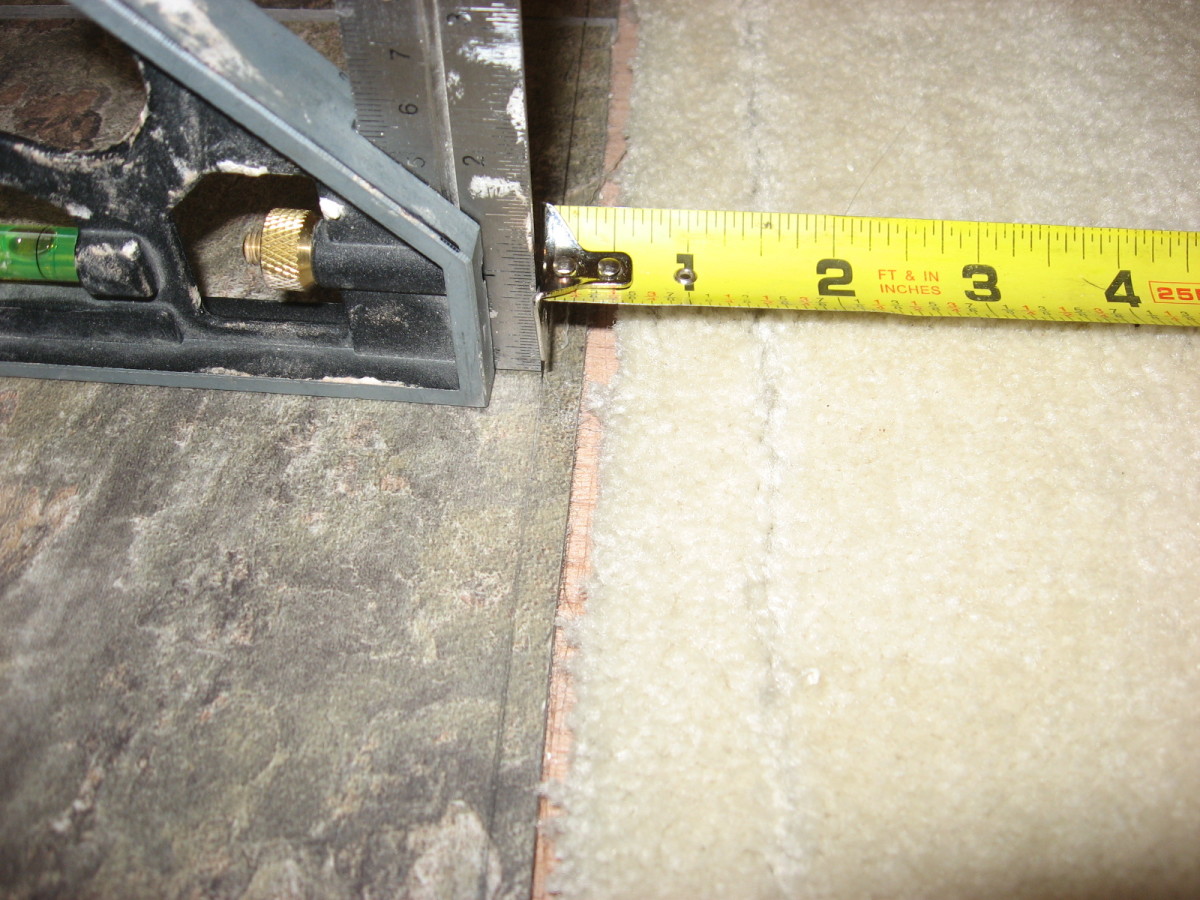 Tri-square for marking drill holes