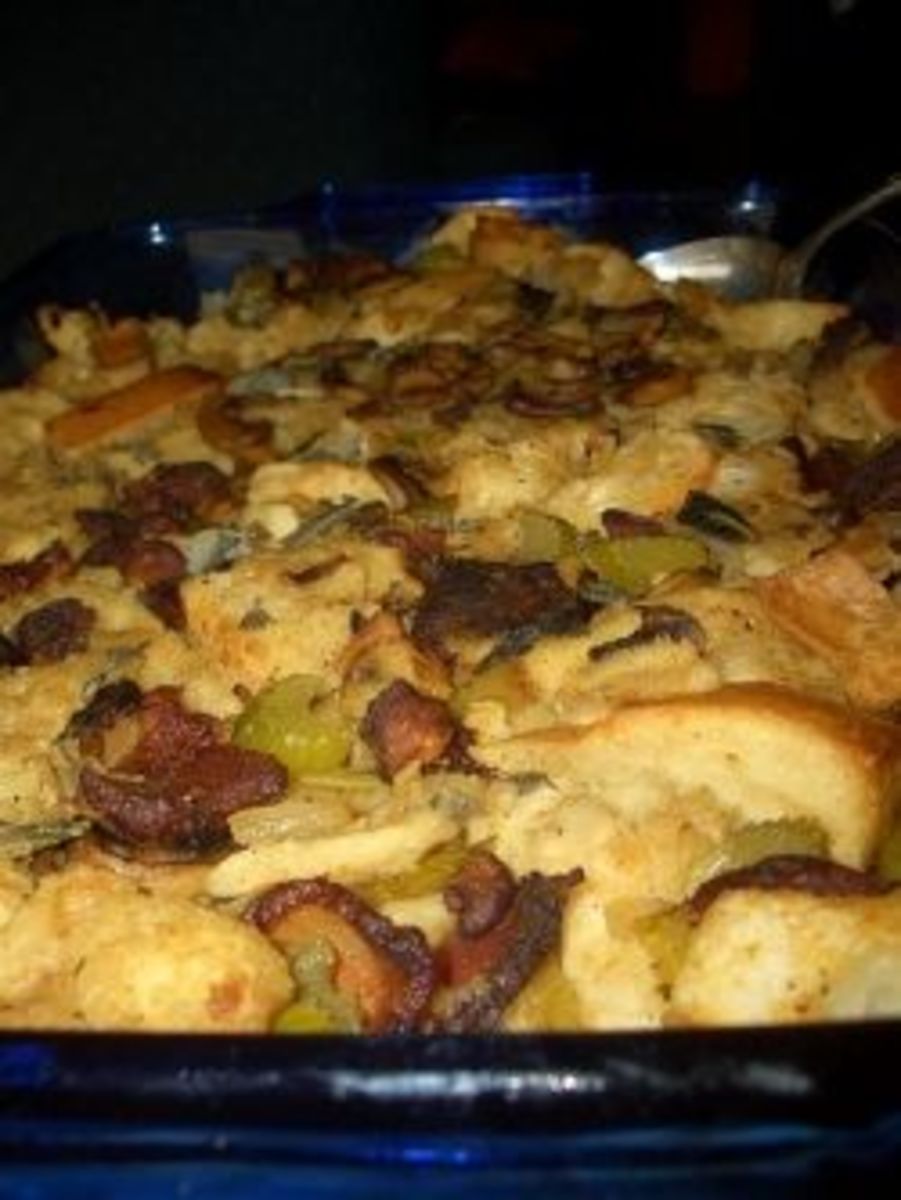 Sourdough stuffing with bacon and mushrooms