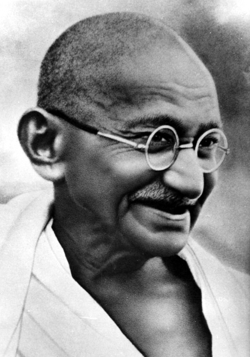 Life of Mahatma Gandhi Through Pictures