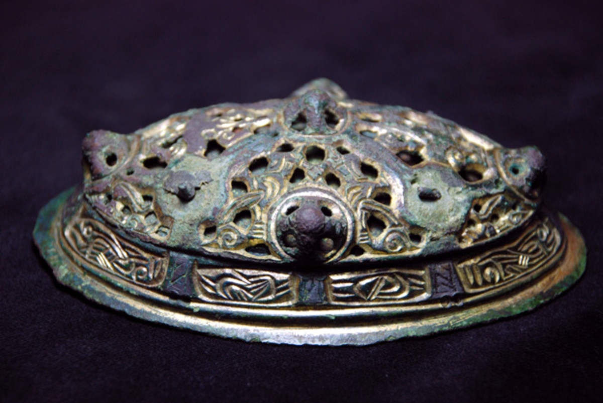 Cumwhitton 2004 Oval Brooch - grave goods were often valuable belongings given to or owned by the deceased