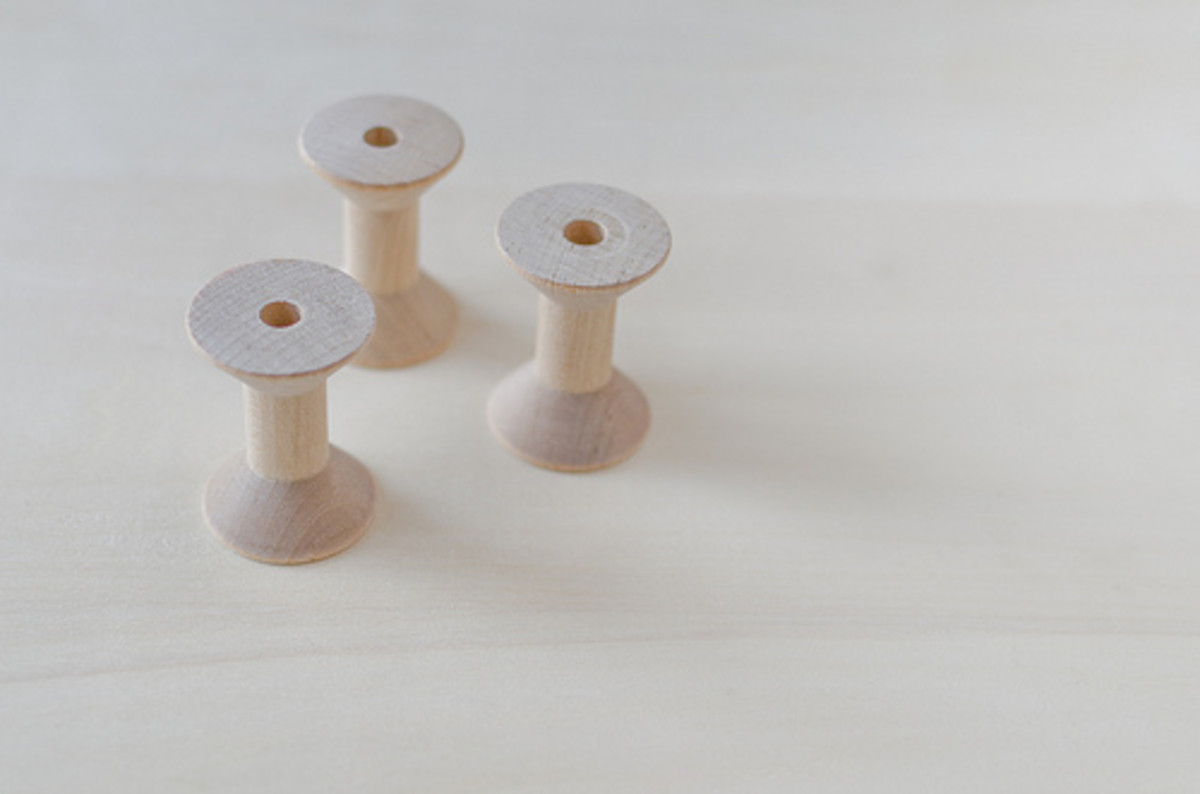 Thread Spool Crafts Ideas - DIY Wooden Thread Spools Inspo 
