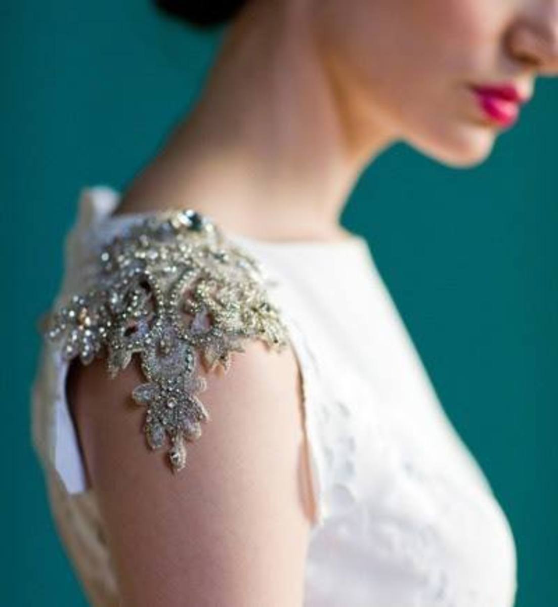 A beautifully detailed jewel sleeve. 
