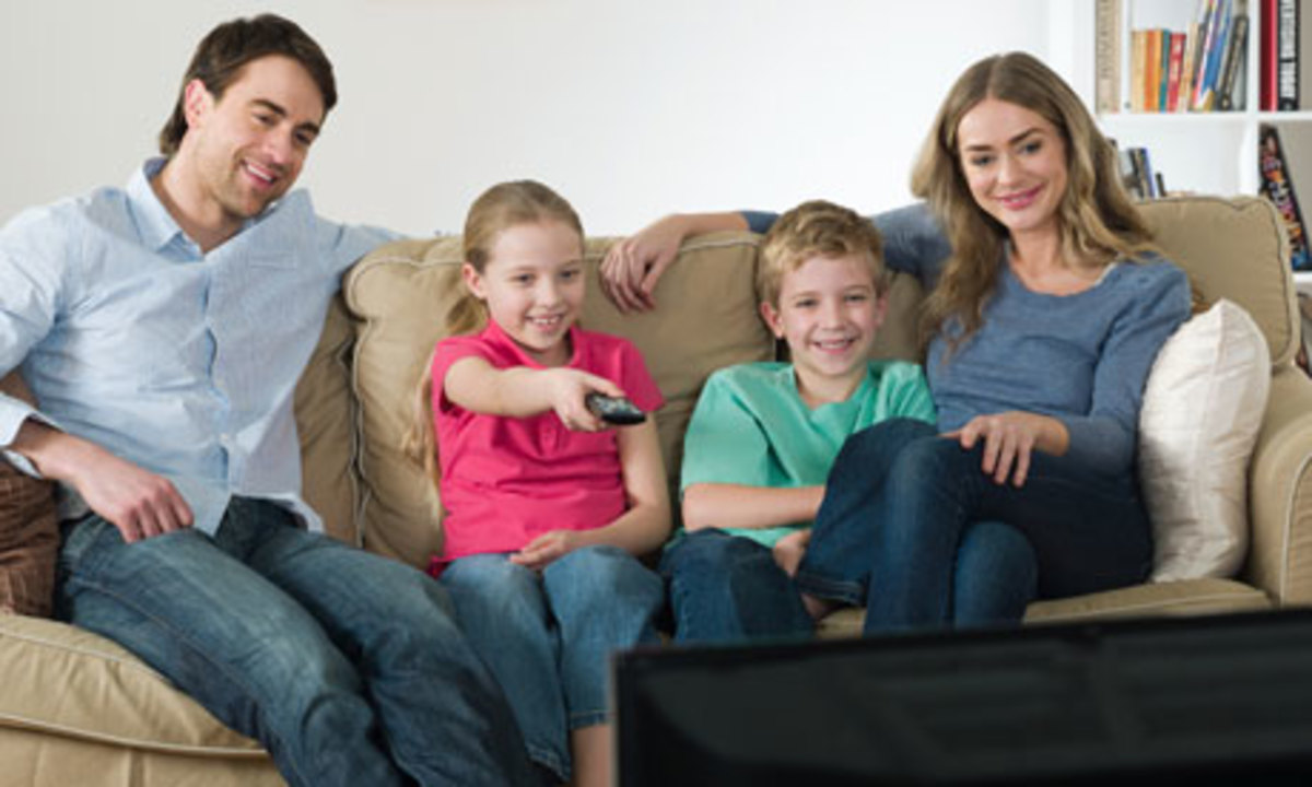 10 Clean, Modern Television Shows for Families