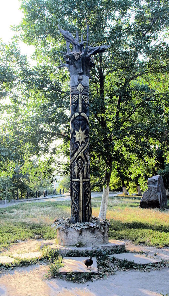 One of the statues of Perun in Kiev that was destroyed in 2012