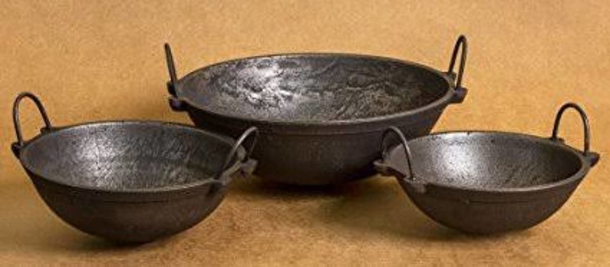Cast Iron deep pan or Kadhai 