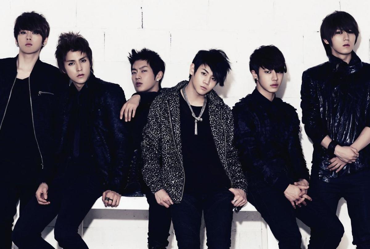 top-10-most-popular-korean-boy-groups-2015