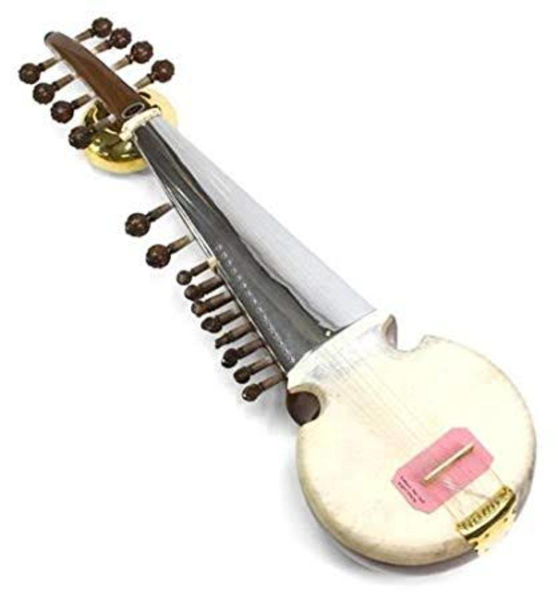 Indian musical instrument, Sarod