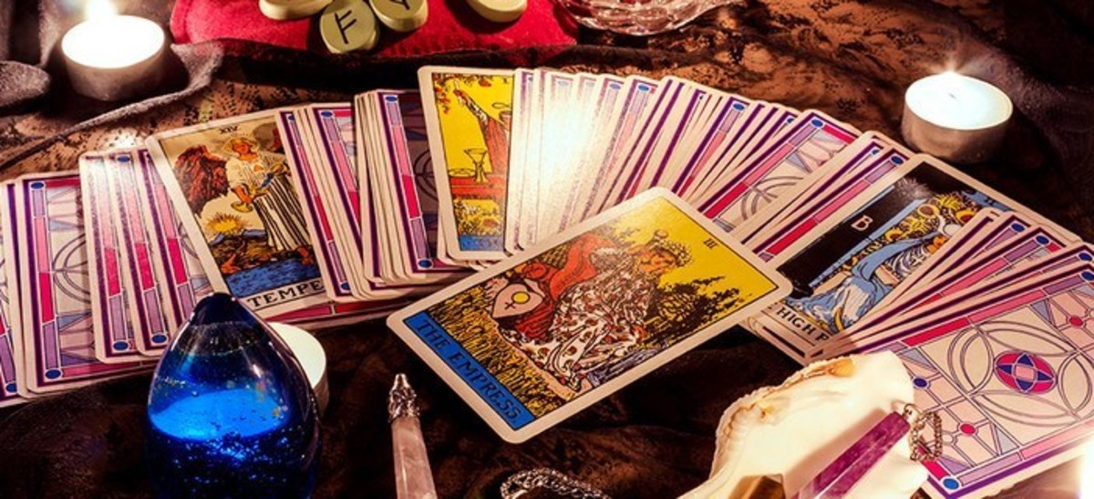 Top Ten Tarot Cards for Infidelity