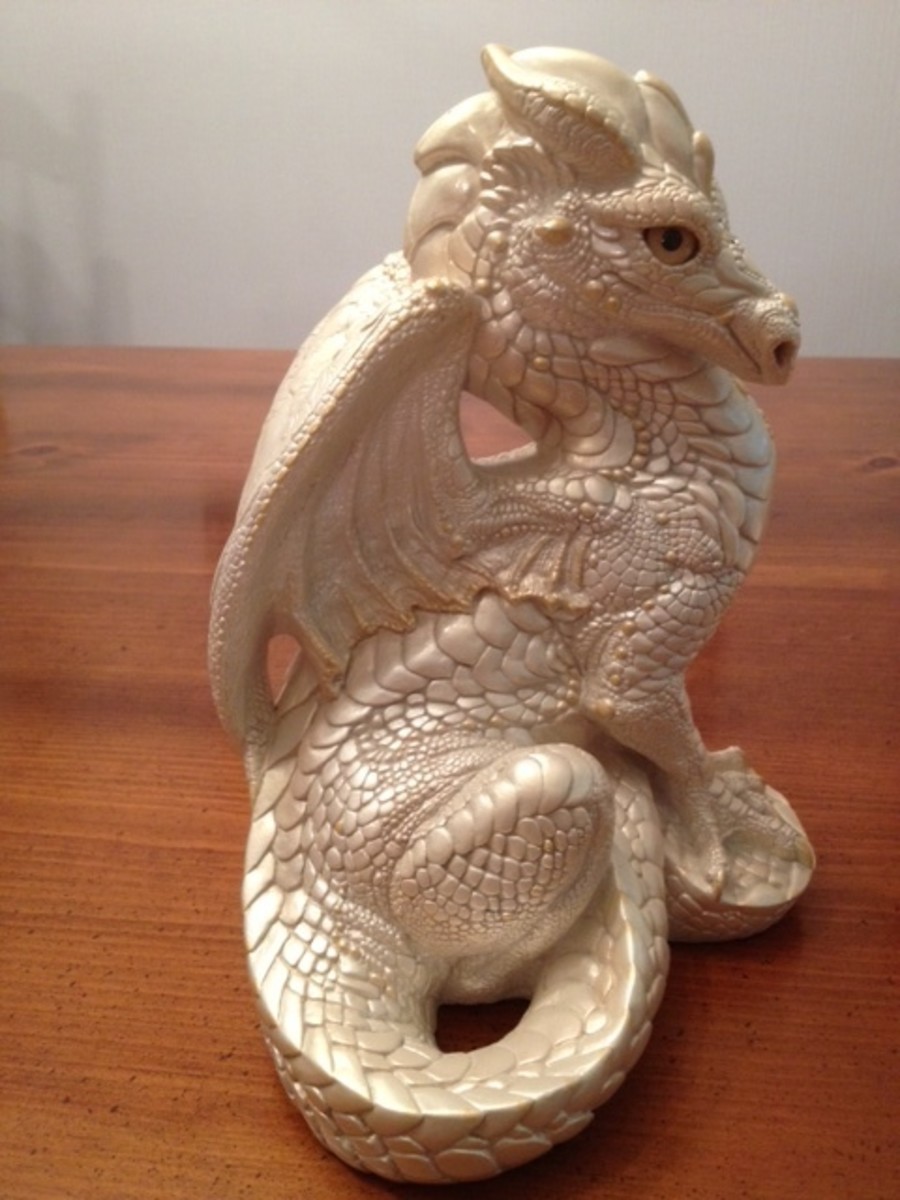 Large ivory Windstone Edition dragon by Melody Peña (retired collection)