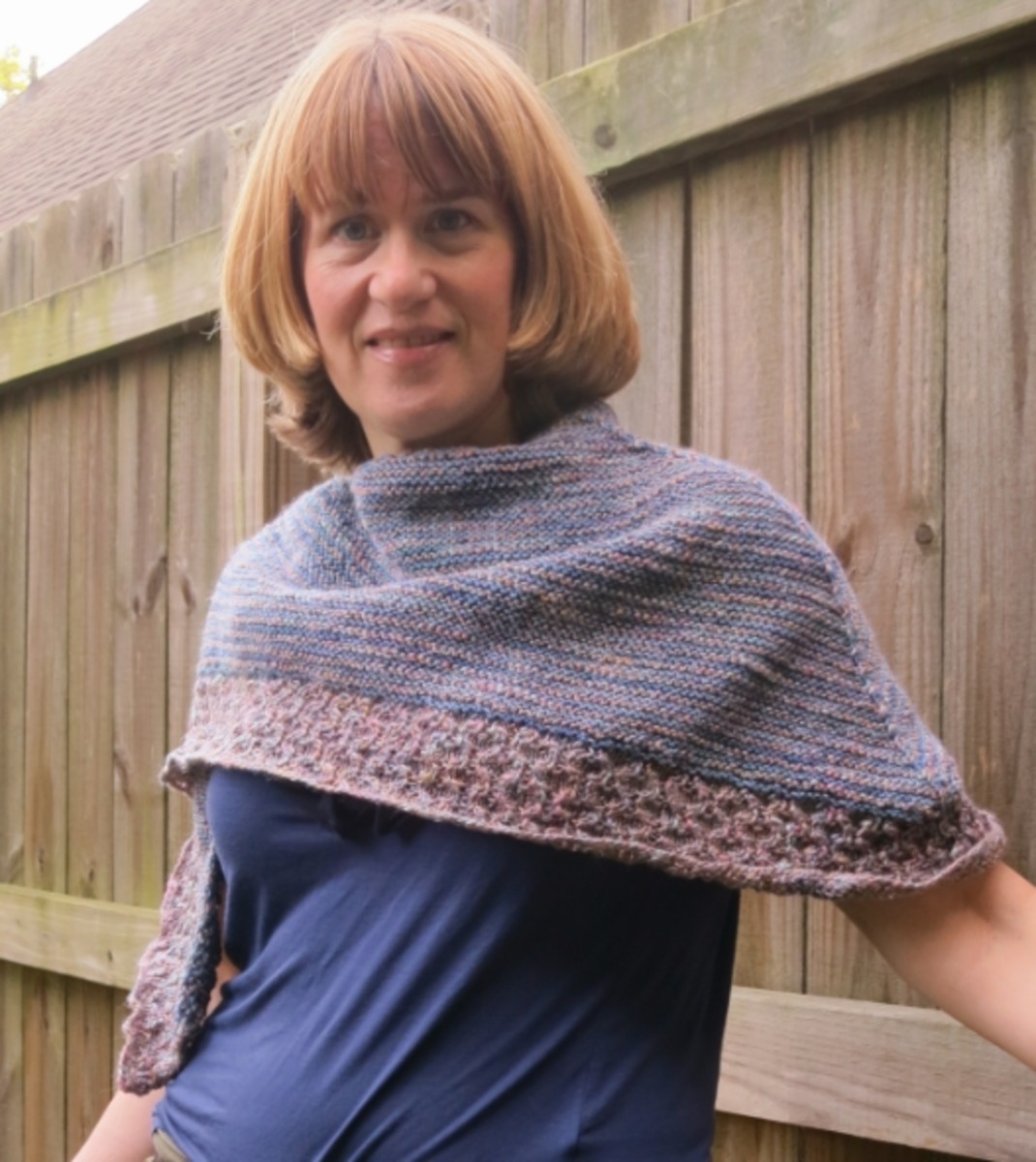 Free Knitting Pattern: Lightweight Textured Shawl - HubPages