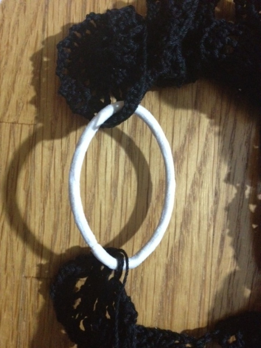 Free Crochet Headband Pattern: Black Lace