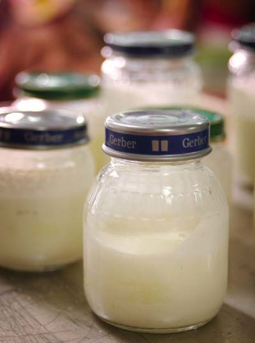 Making butter in jars from milk/cream