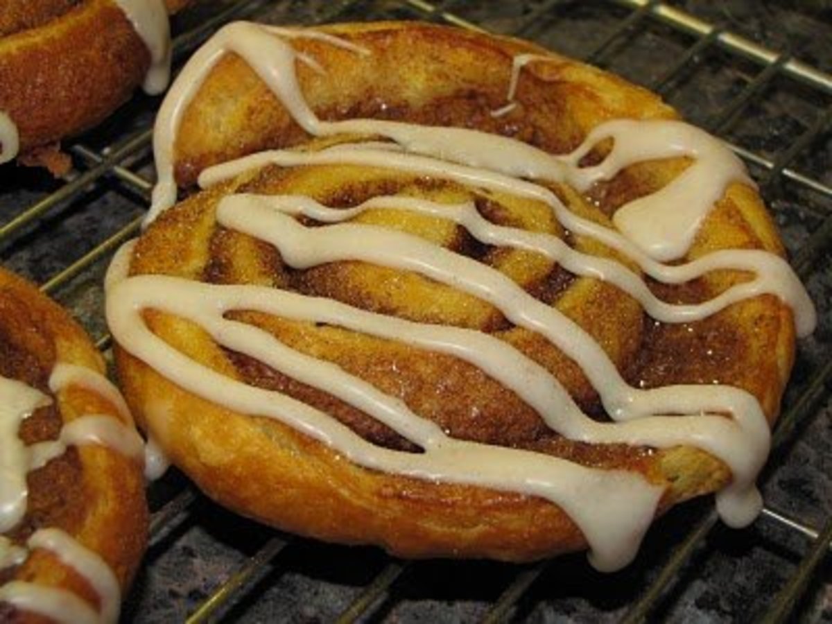 how-to-make-cinnamon-swirls-or-apple-raisin-and-cinnamon-swirls-a-cheats-method