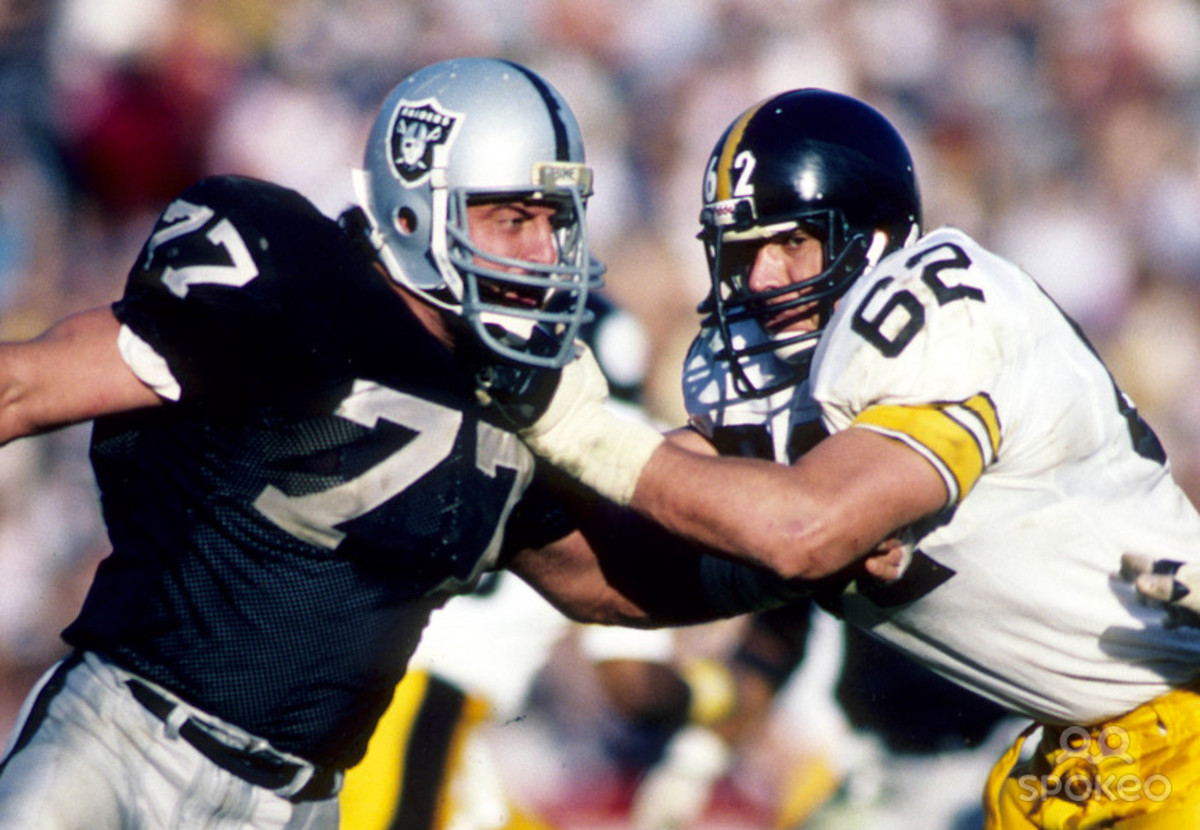 top-10-defensive-linemen-not-in-the-pro-football-hall-of-fame