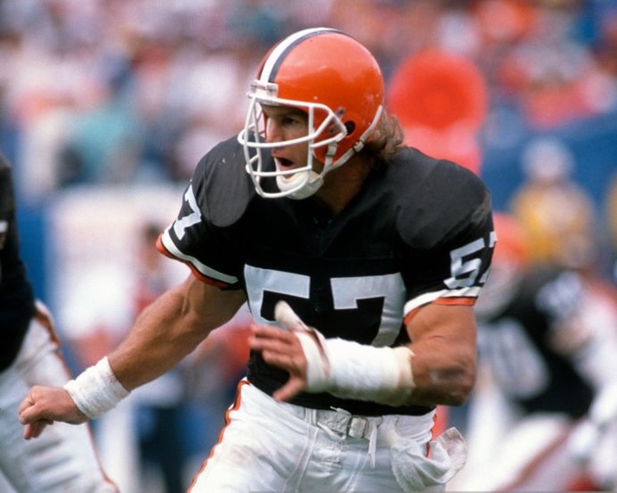 top-10-linebackers-not-in-the-pro-football-hall-of-fame