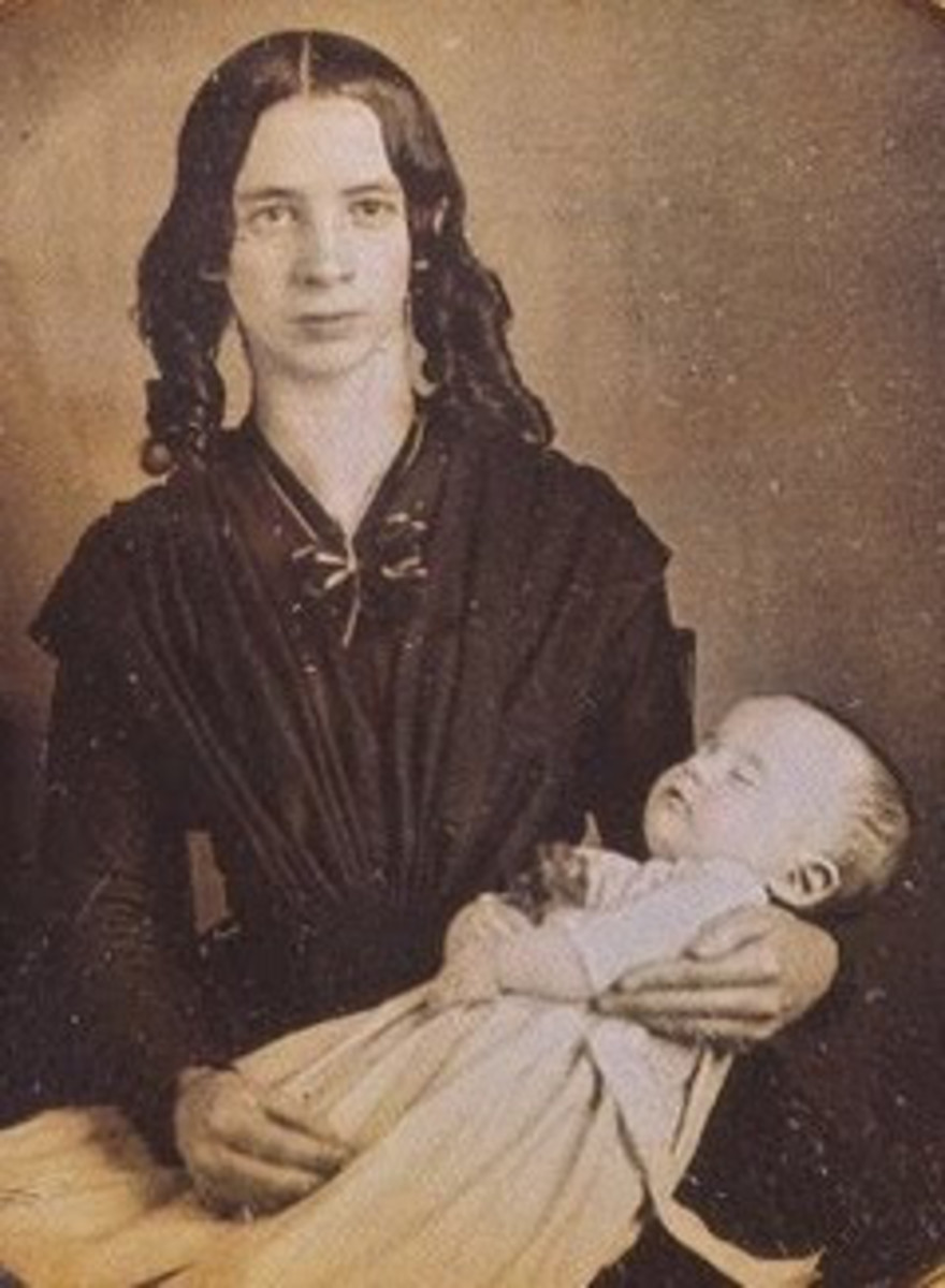 (mother with dead child)